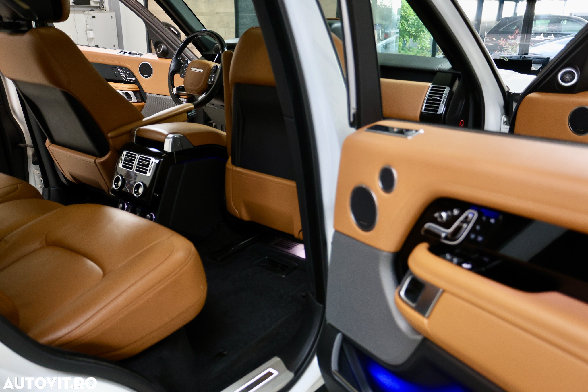 Land Rover Range Rover Vogue - 10