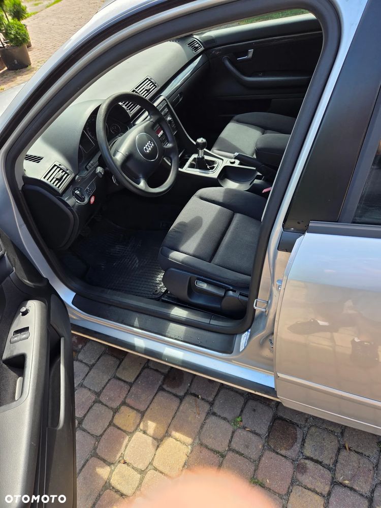 Audi A4 Avant - 12