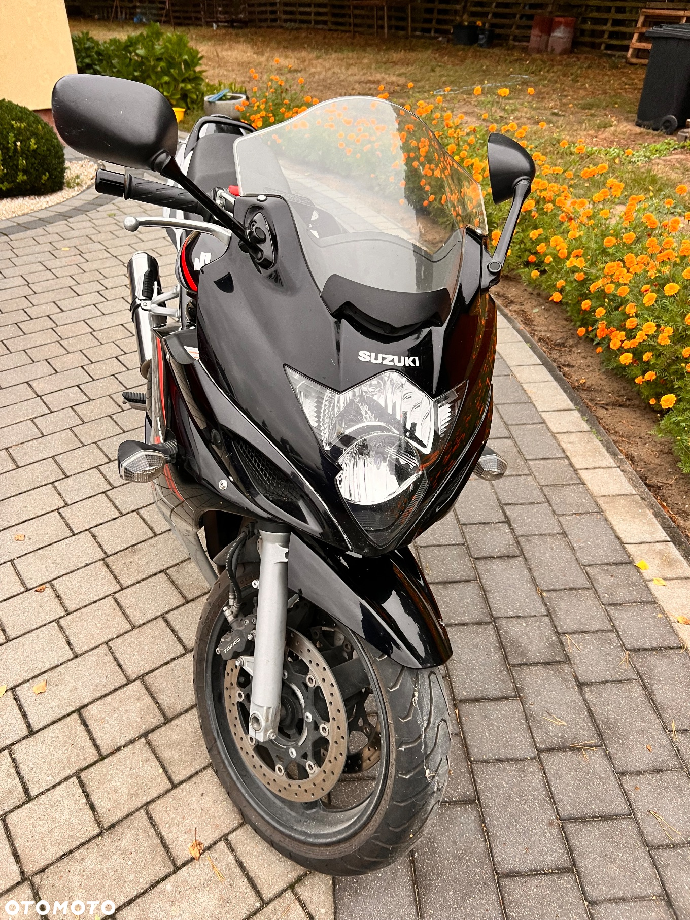 Suzuki GSX - 8