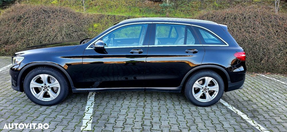 Mercedes-Benz GLC - 38