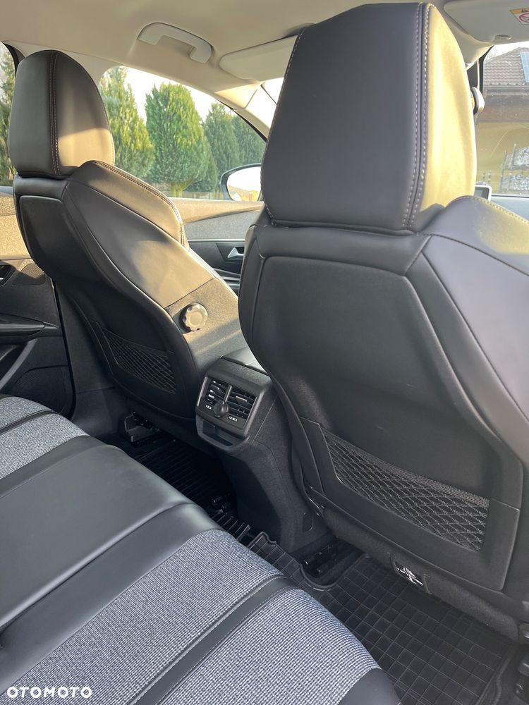 Peugeot 3008 BlueHDi 130 Stop & Start EAT8 Allure - 9