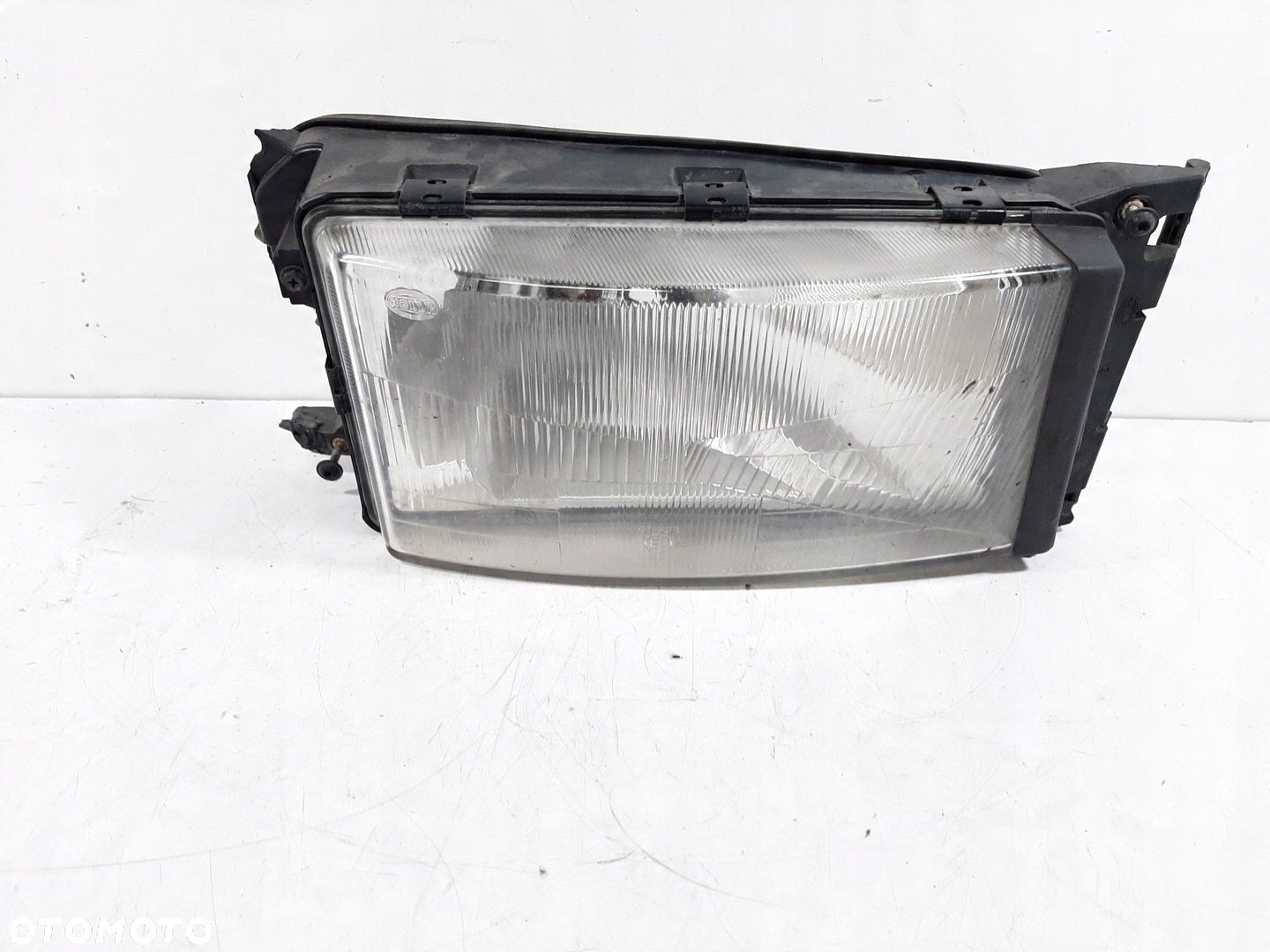 SCANIA R480 EURO 5 10R LAMPA PRAWY PRZOD 1EG007150-10 - 1