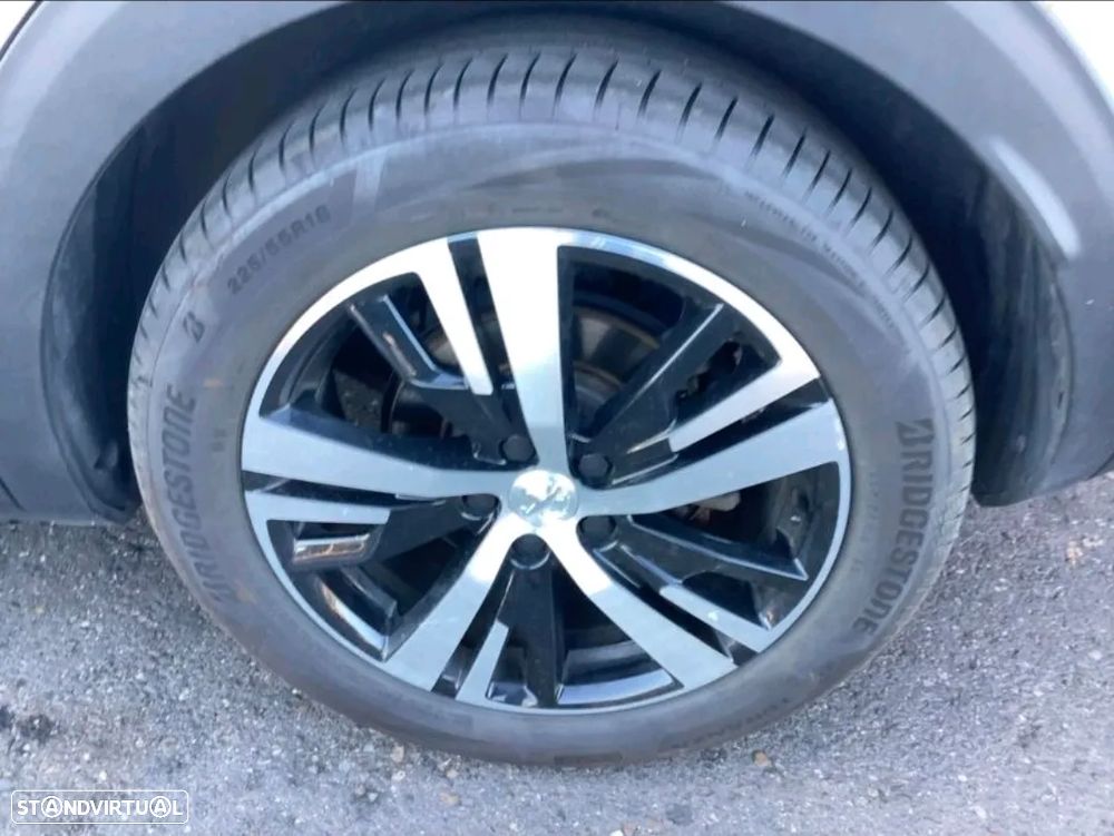 Peugeot 3008 - 17