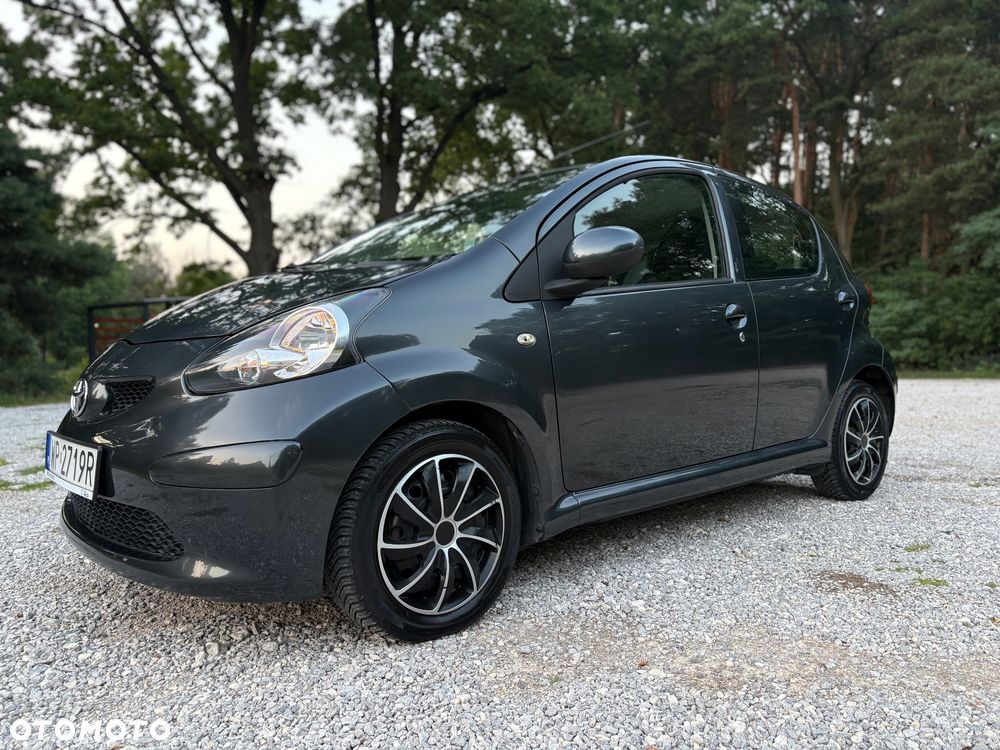 Toyota Aygo 1.0 VVT-i Sol EU5 - 3