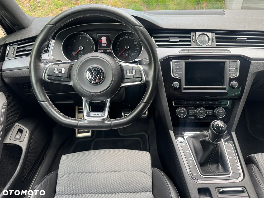 Volkswagen Passat Variant 2.0 TDI SCR (BlueMotion Technology) Highline - 26