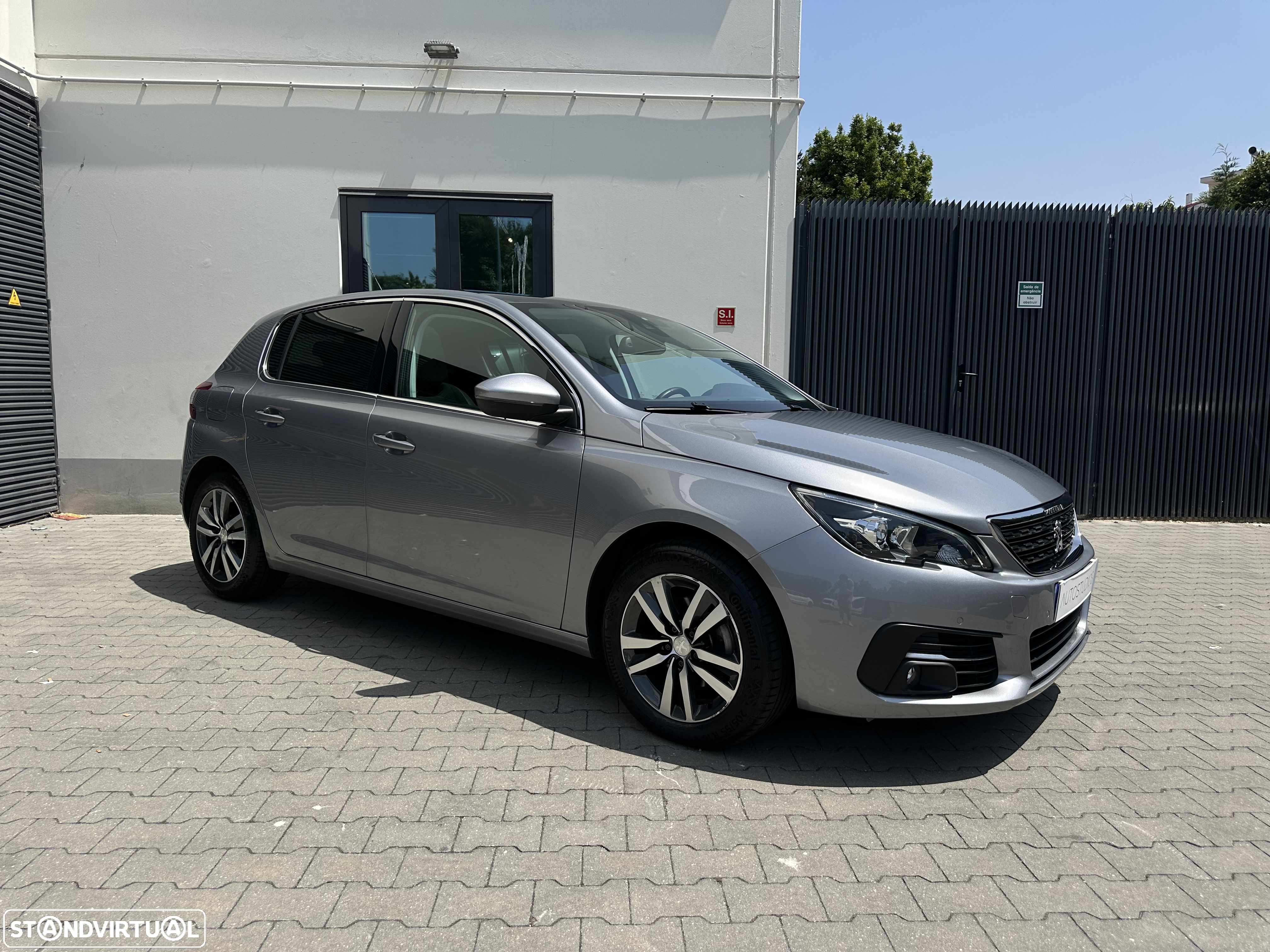 Peugeot 308 1.2 PureTech Allure Pack EAT8 - 5