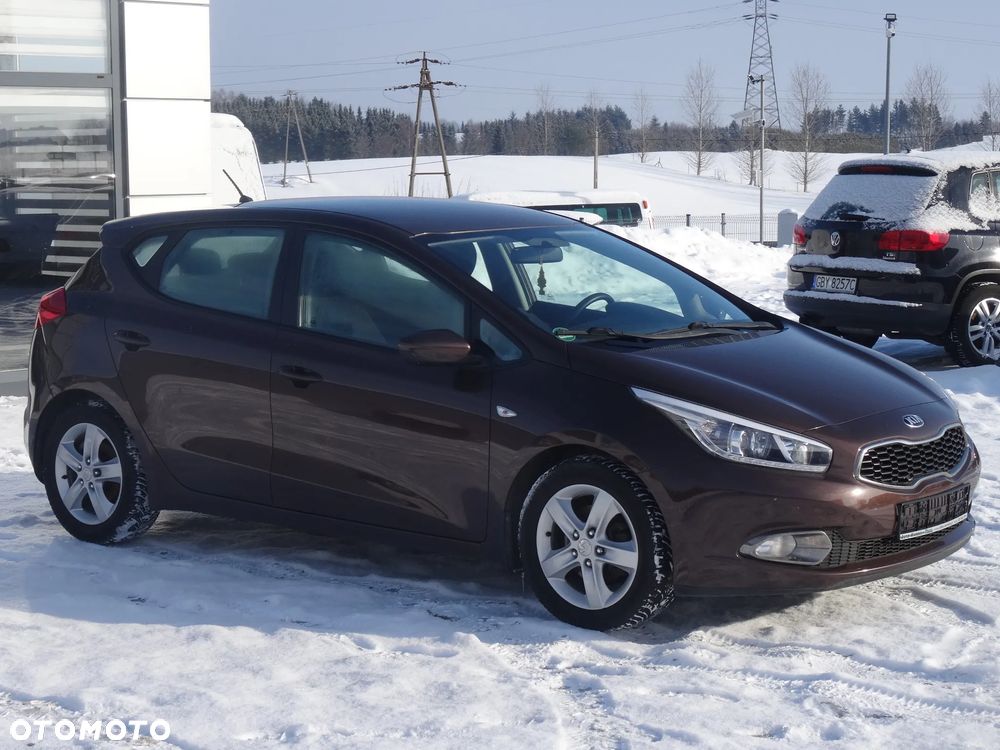 Kia Ceed 1.4 CVVT Attract - 2