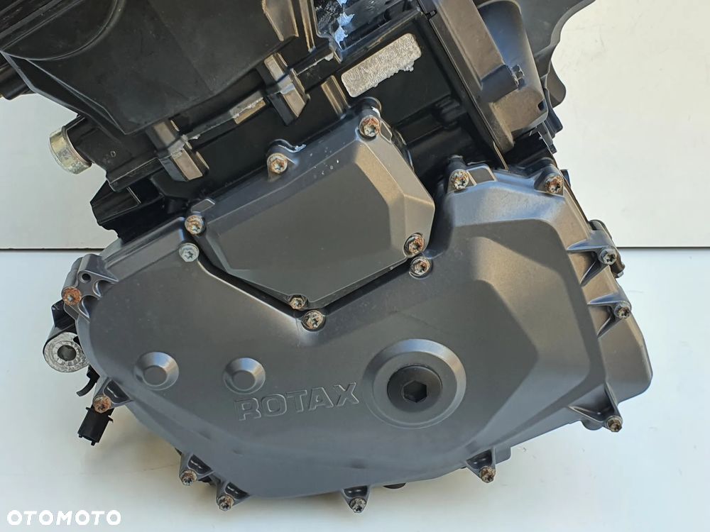 SILNIK CAN AM SPYDER 1330 F3S RT GWARANCJA - 4