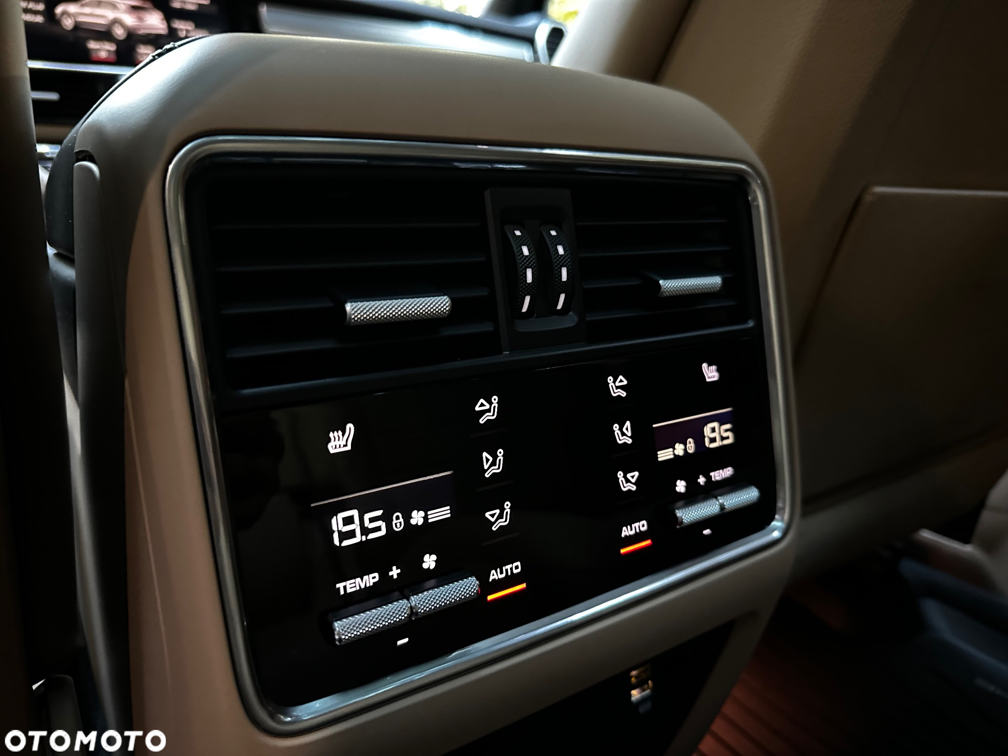 Porsche Cayenne Turbo - 19