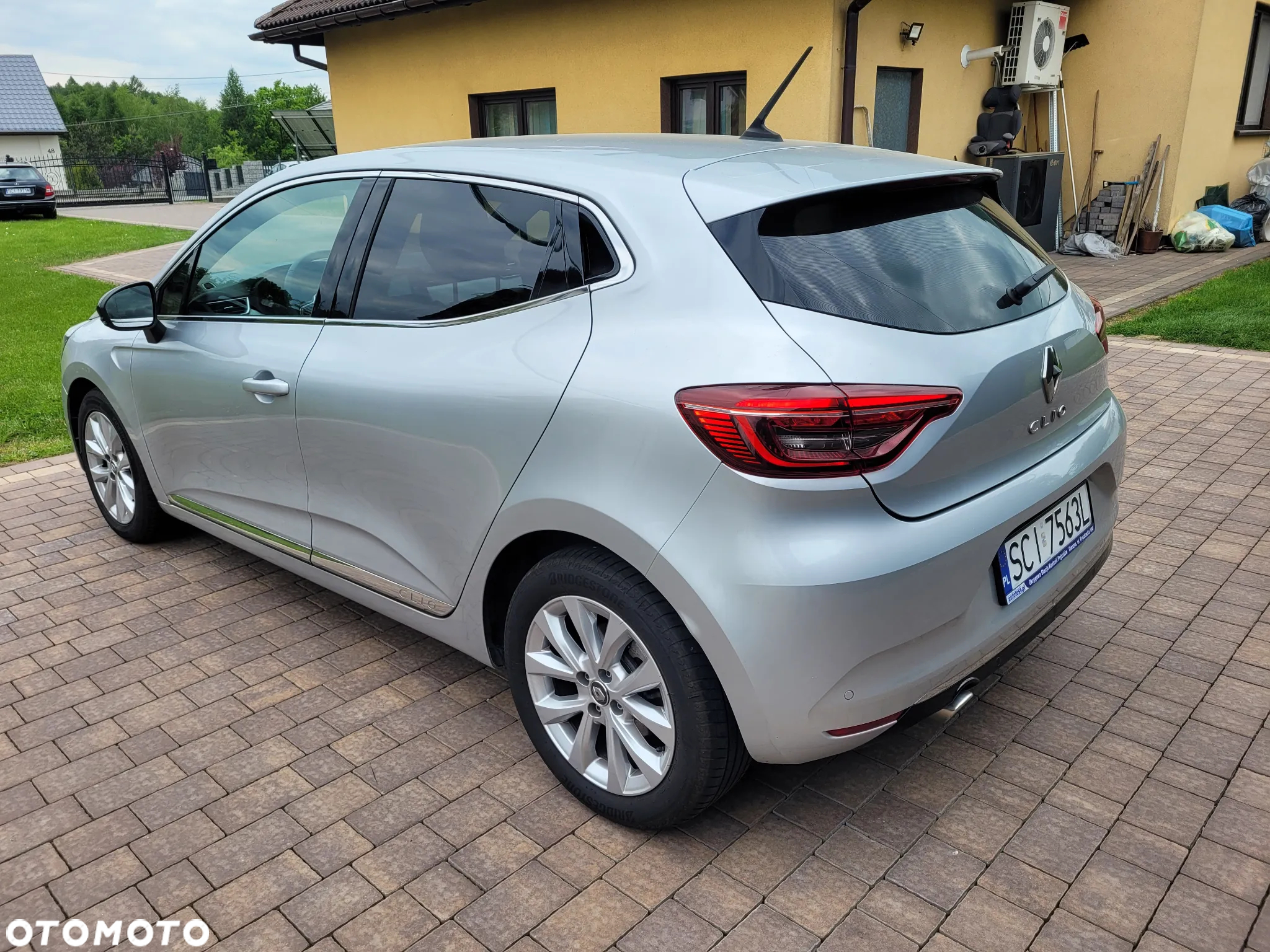 Renault Clio TCe 100 INTENS - 5