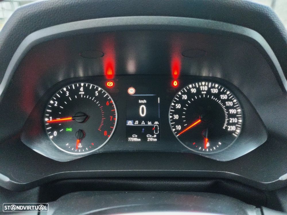 Renault Captur 1.0 TCe Equilibre - 19