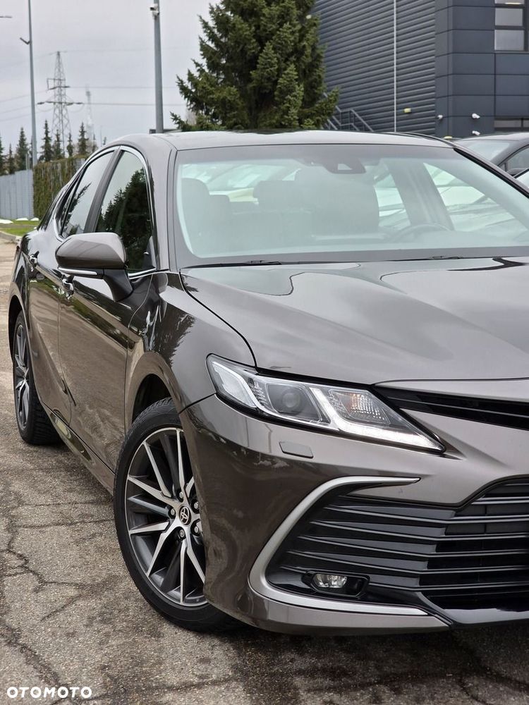 Toyota Camry 2.5 Hybrid Prestige CVT - 8