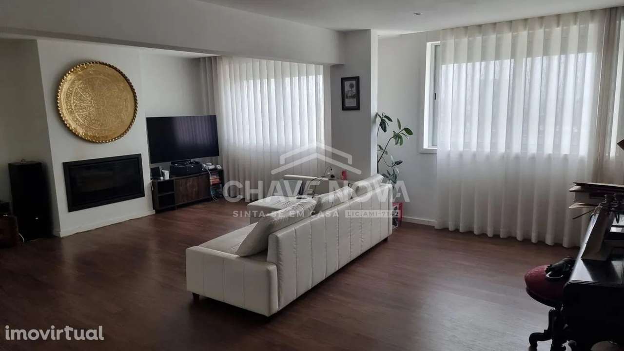Penthouse T5 c/ Garagem para 5 Carros em Ramalde, Porto - Grande imagem: 3/6