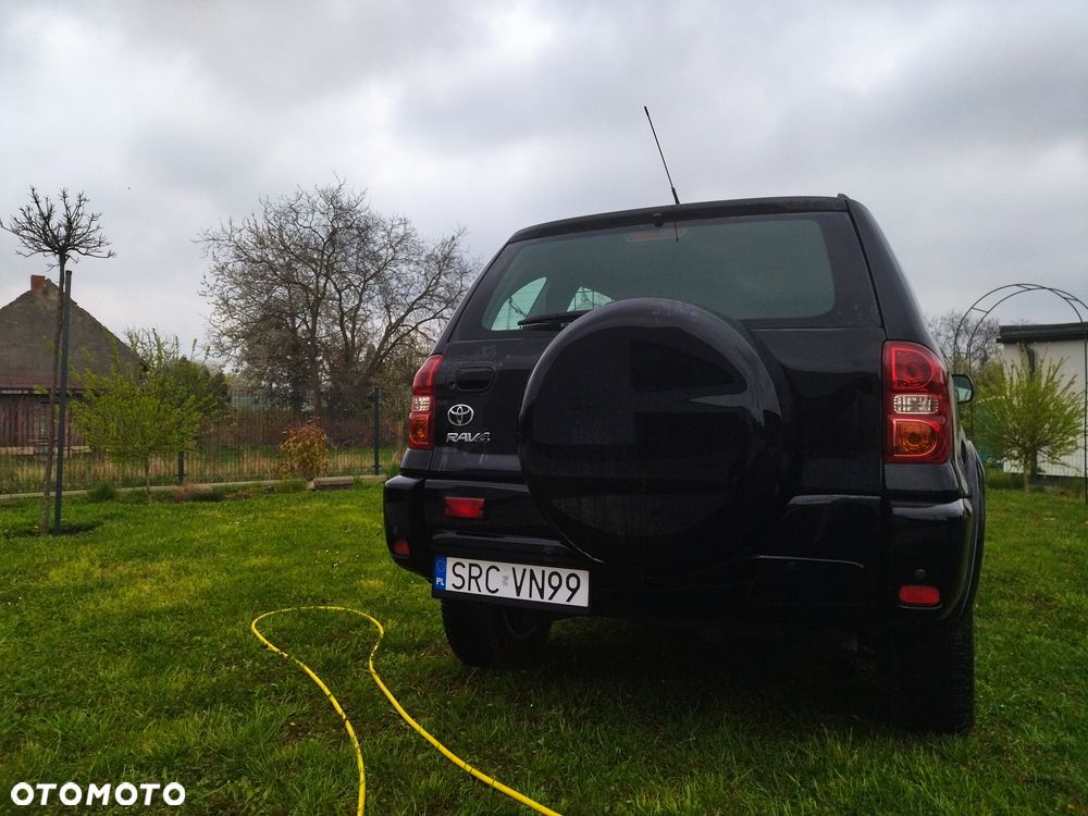 Toyota RAV4 - 5