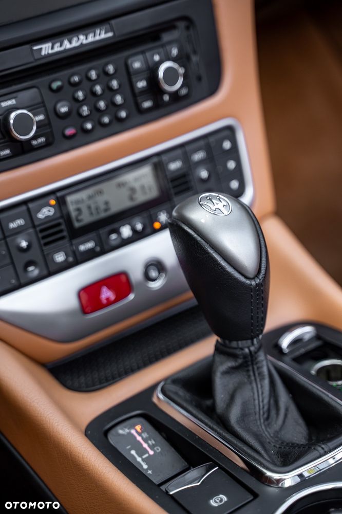 Maserati GranCabrio Sport - 29