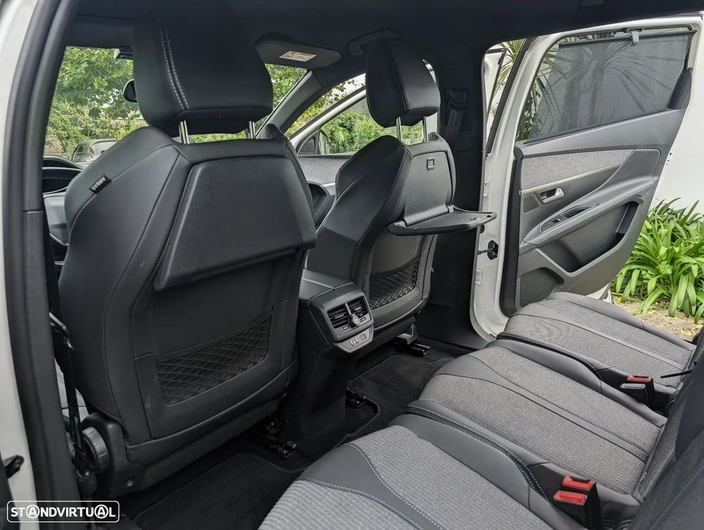 Peugeot 5008 1.5 BlueHDi Allure Pack EAT8 - 8