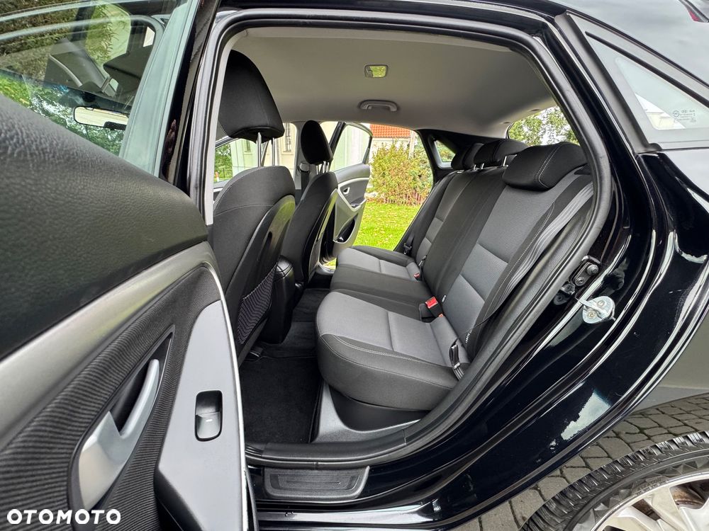 Hyundai i30 - 33