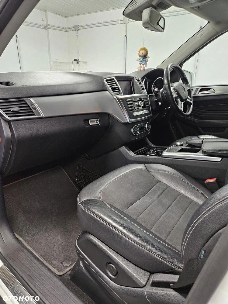 Mercedes-Benz ML 250 BlueTec 4-Matic - 9