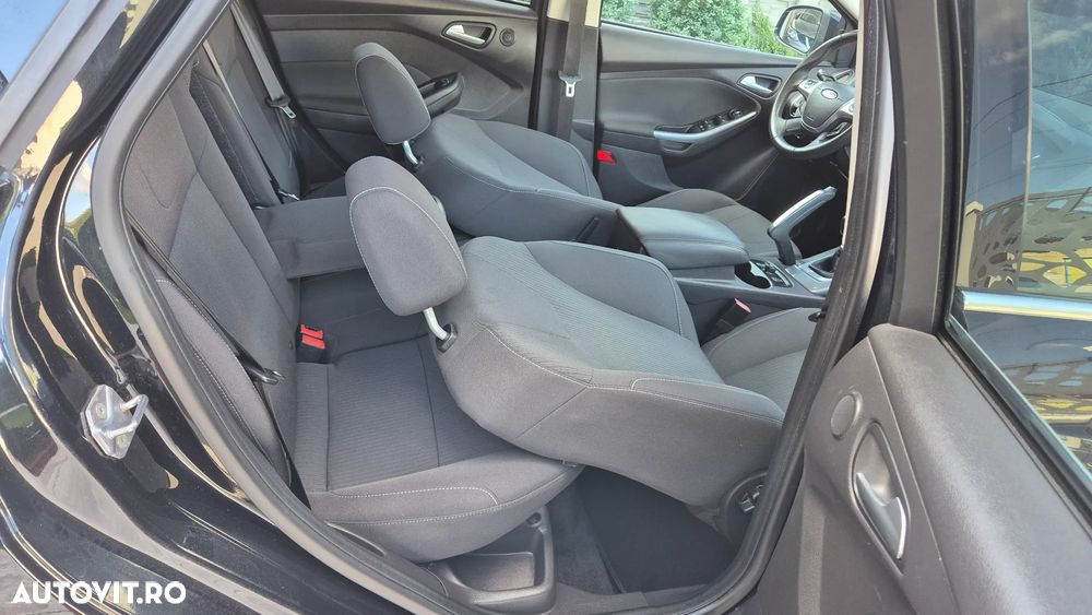 Ford Focus 1.6 Ecoboost Start Stop Titanium - 11