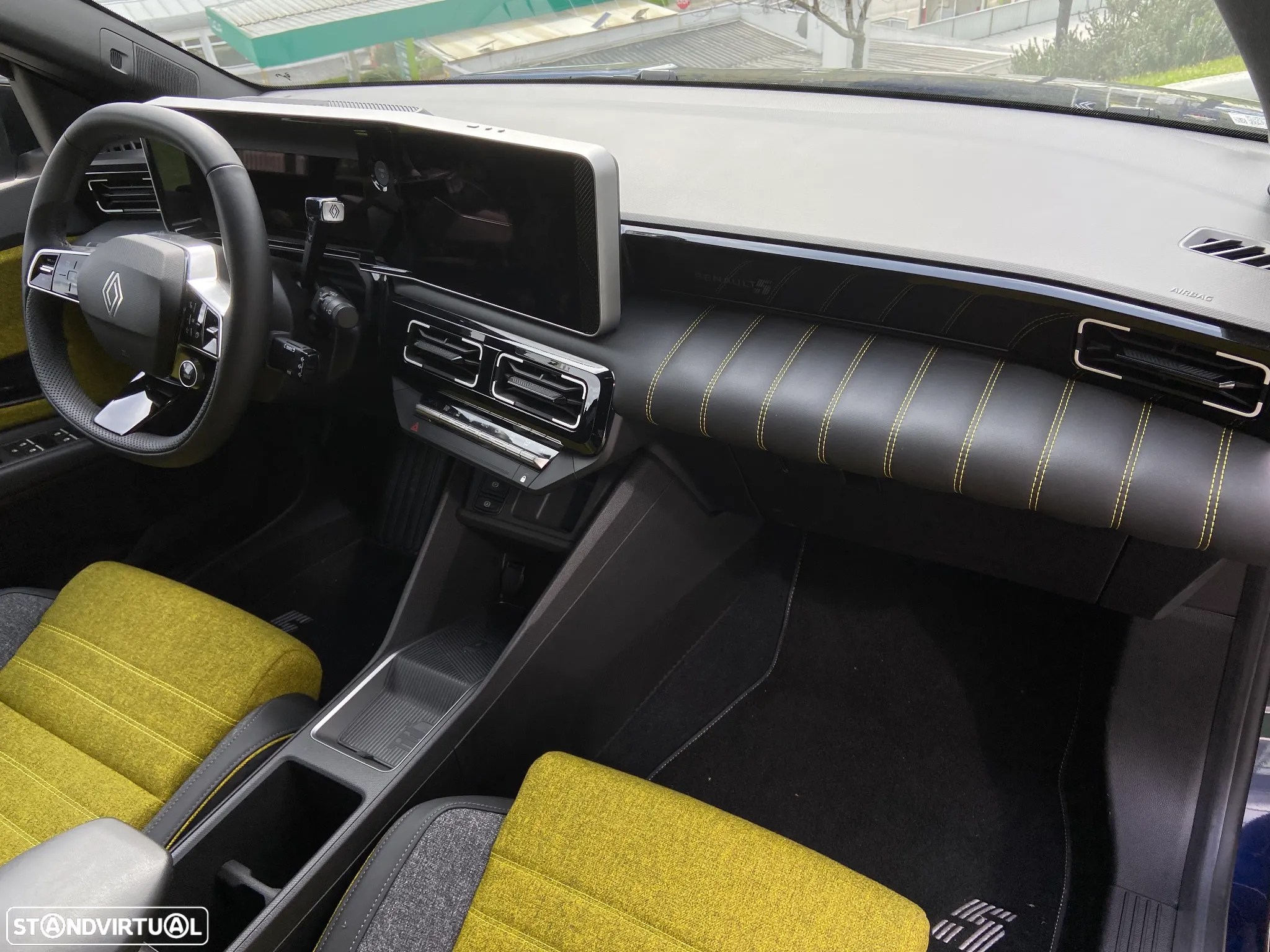 Renault 5 E-Tech - 12