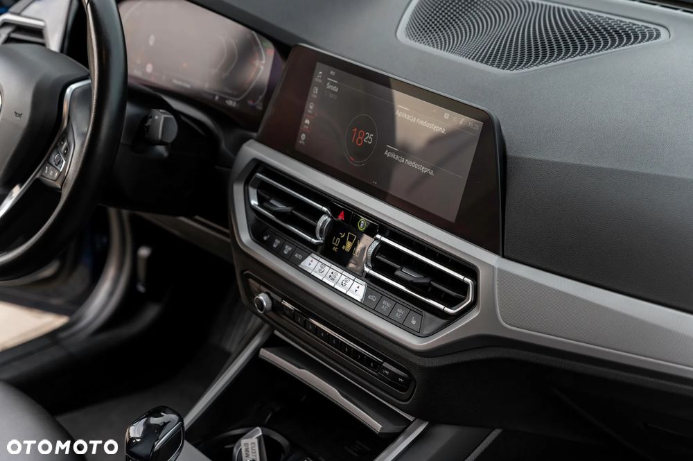 BMW Seria 3 320d xDrive Sport Line Shadow - 26