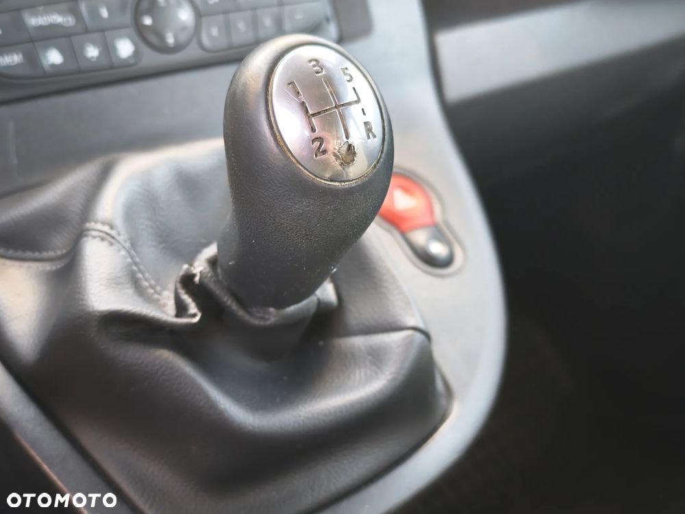 Renault Kangoo 1.6 16V 105 Happy Family - 12