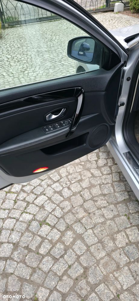 Renault Laguna dCi 150 FAP Bose - 10