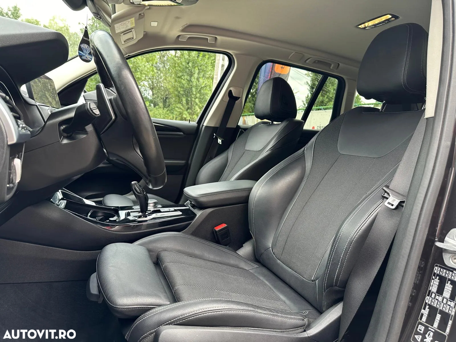 BMW X3 xDrive20d AT xLine - 12