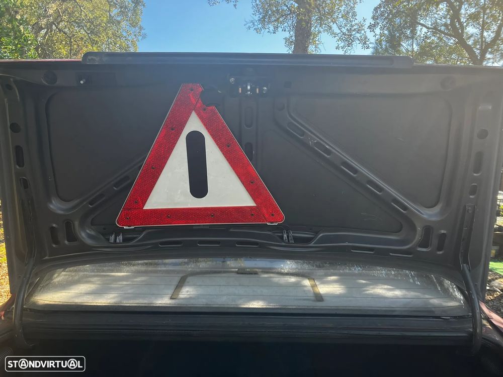 Mercedes-Benz W201 (1982-1993) 190 D 2.0 - 10