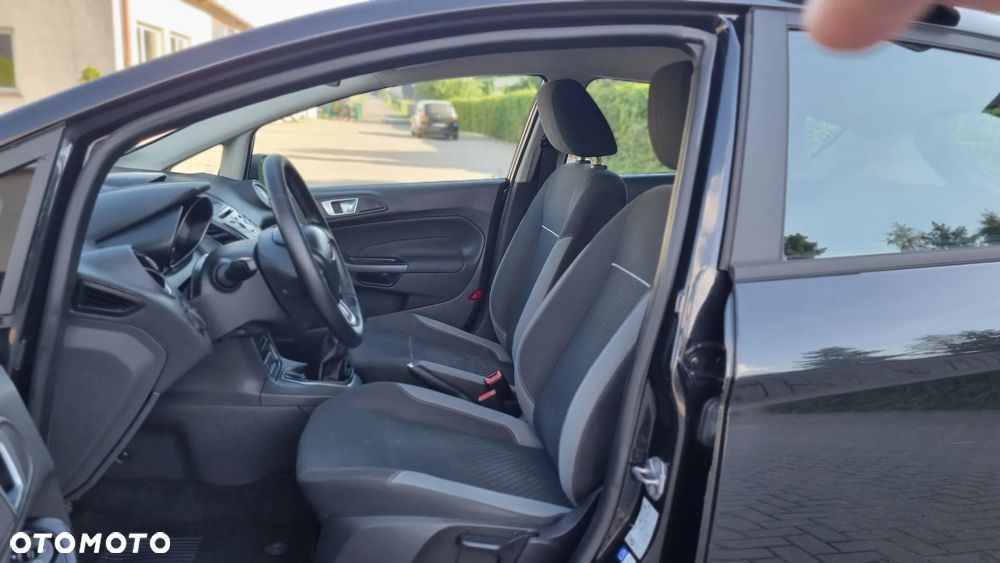 Ford Fiesta 1.25 Celebration - 10