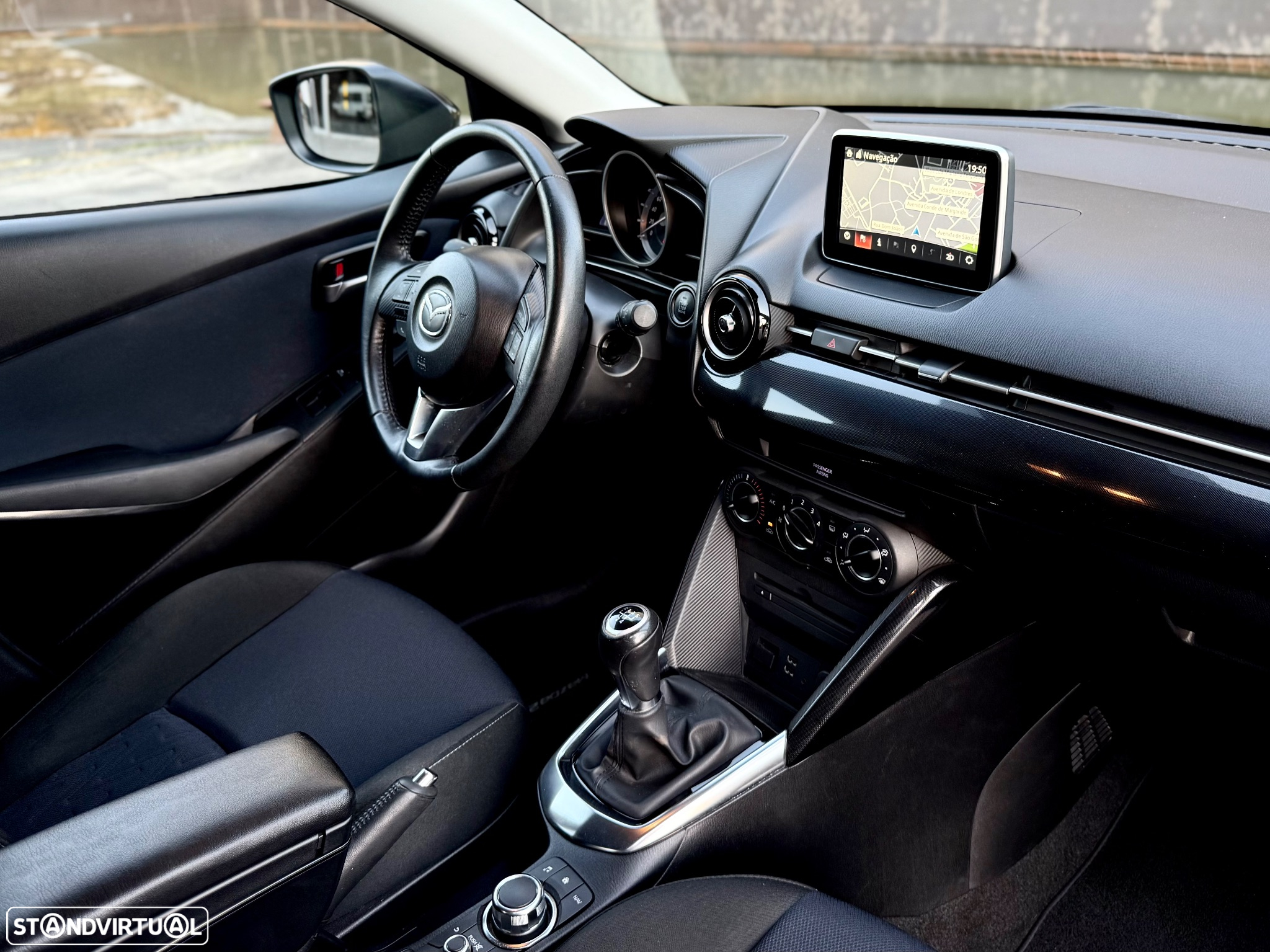 Mazda 2 1.5 Sky.Evolve Navi - 22