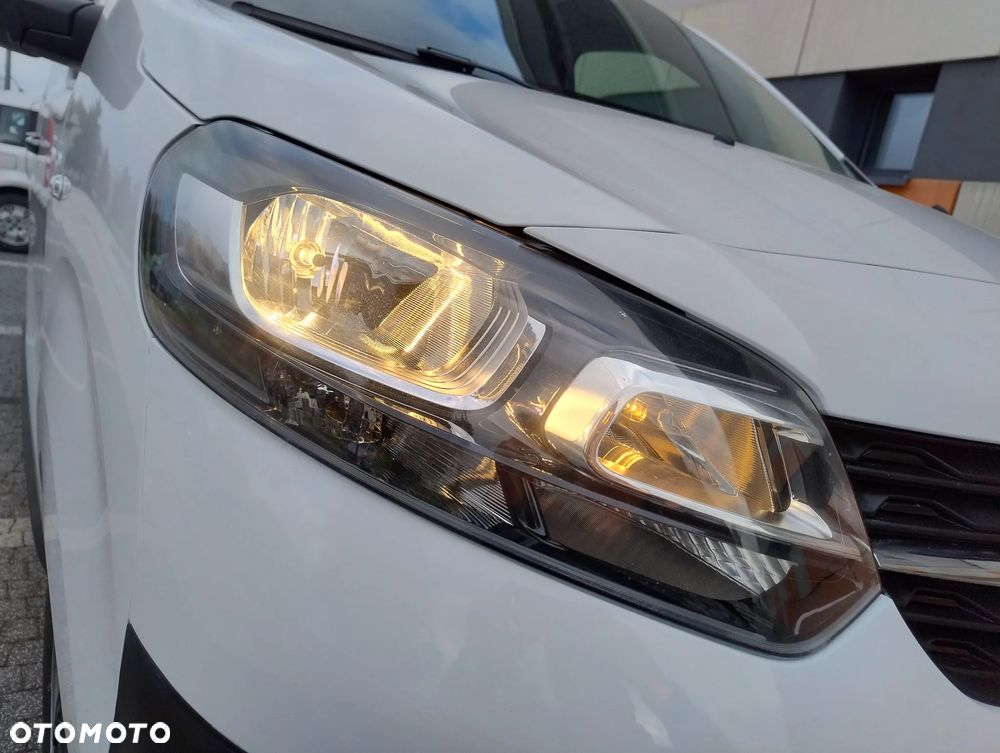 Opel VIVARO NOWY MODEL 1.5 Diesel (102KM) 6-BIEGÓW (L2H1) (EURO,6) KLIMA STAN IDEALNY NIE MA RDZY BEZWYPADKOWY SERWIS A.S.O. DO KOŃCA ! ! ! - 25