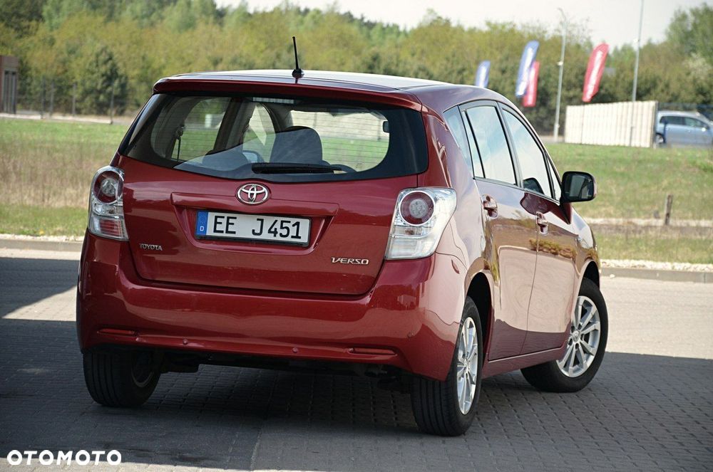 Toyota Verso - 11