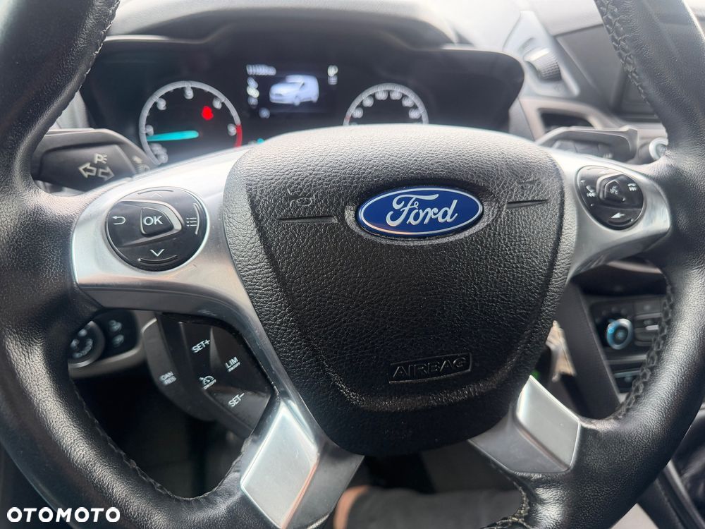 Ford Transit Connect - 23