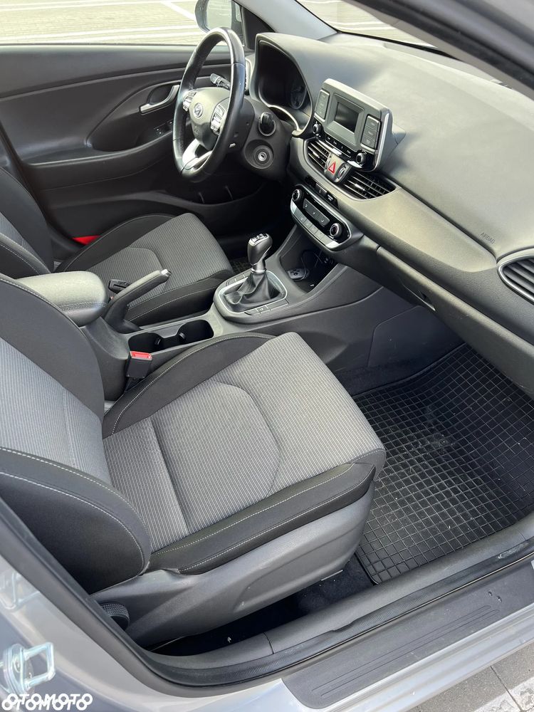 Hyundai i30 1.5 DPI Modern - 8