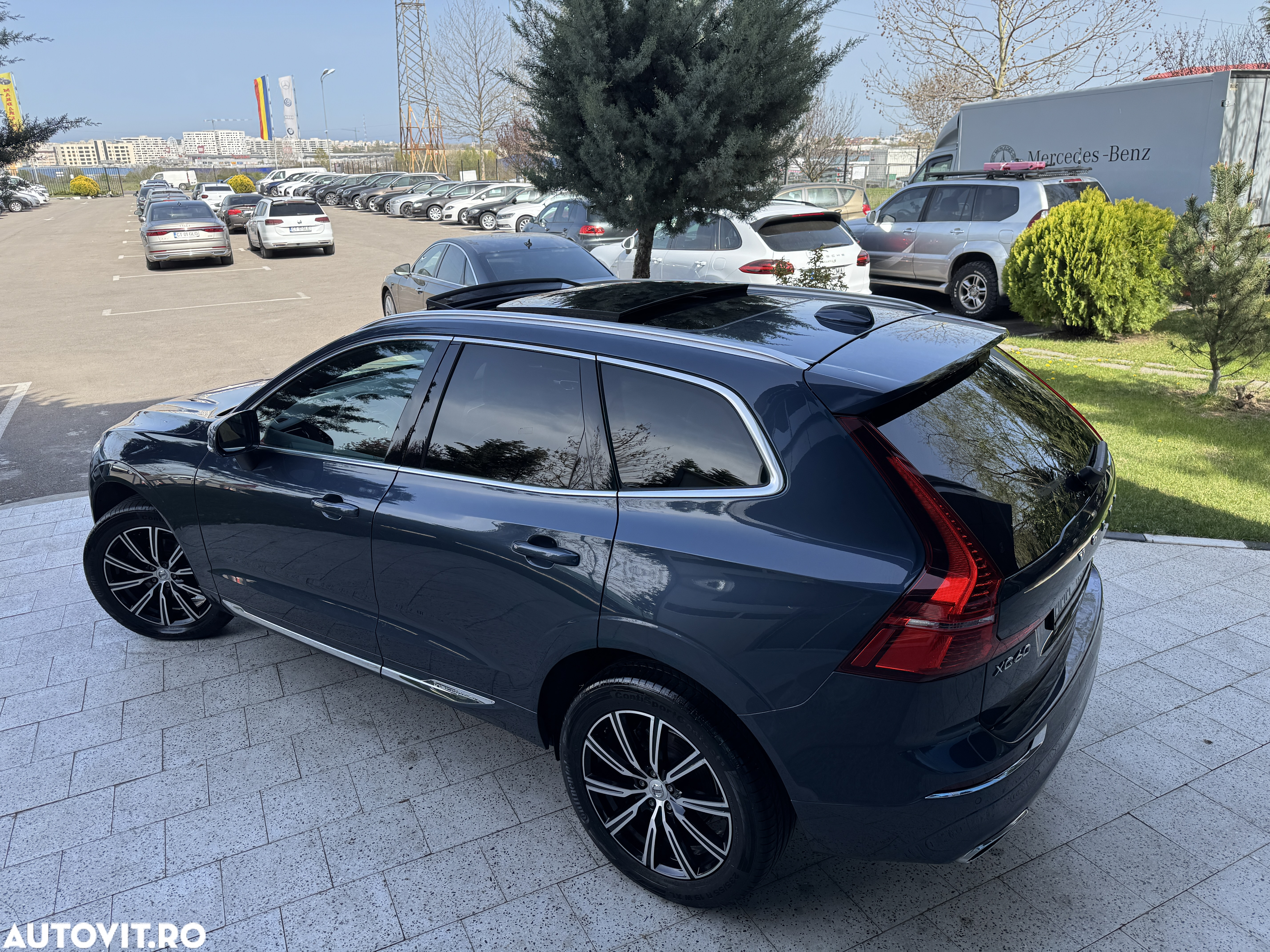 Volvo XC 60 B4 D AWD Geartronic Inscription - 4