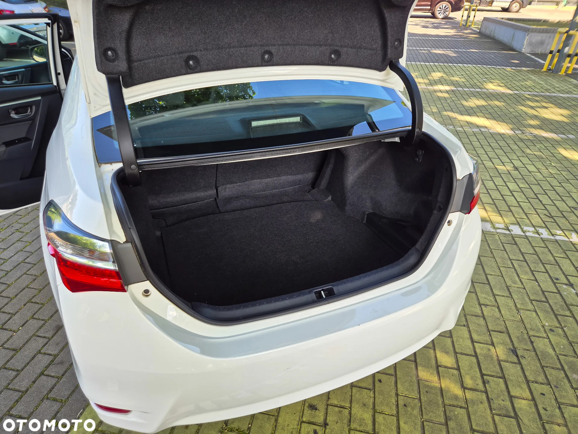 Toyota Corolla 1.6 Comfort - 15