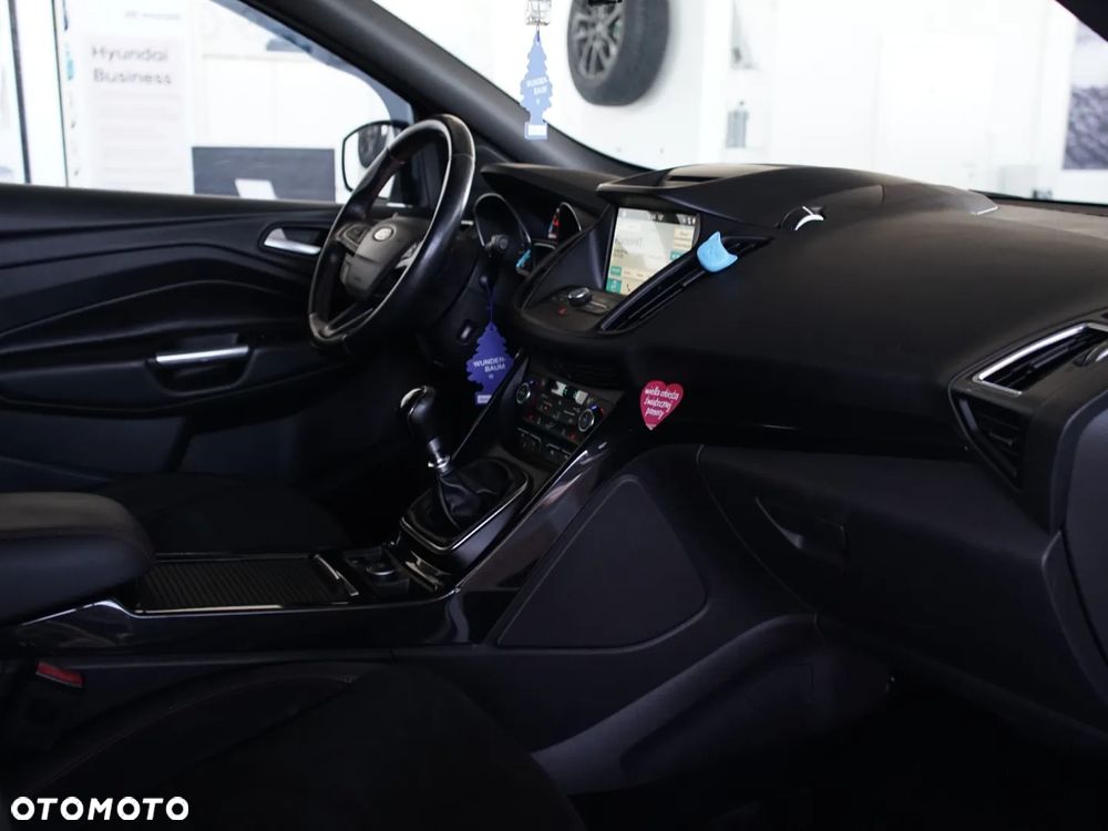 Ford Kuga 1.5 EcoBoost FWD ST-Line ASS MMT6 - 29