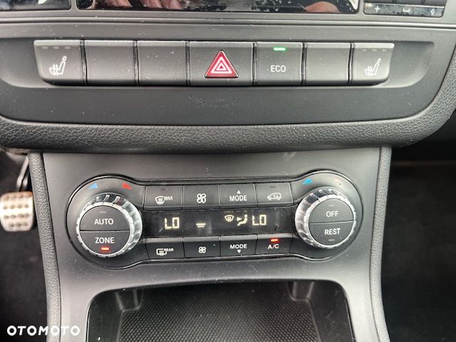 Mercedes-Benz Klasa B 180 d BlueEFFICIENCY Edition Style - 26