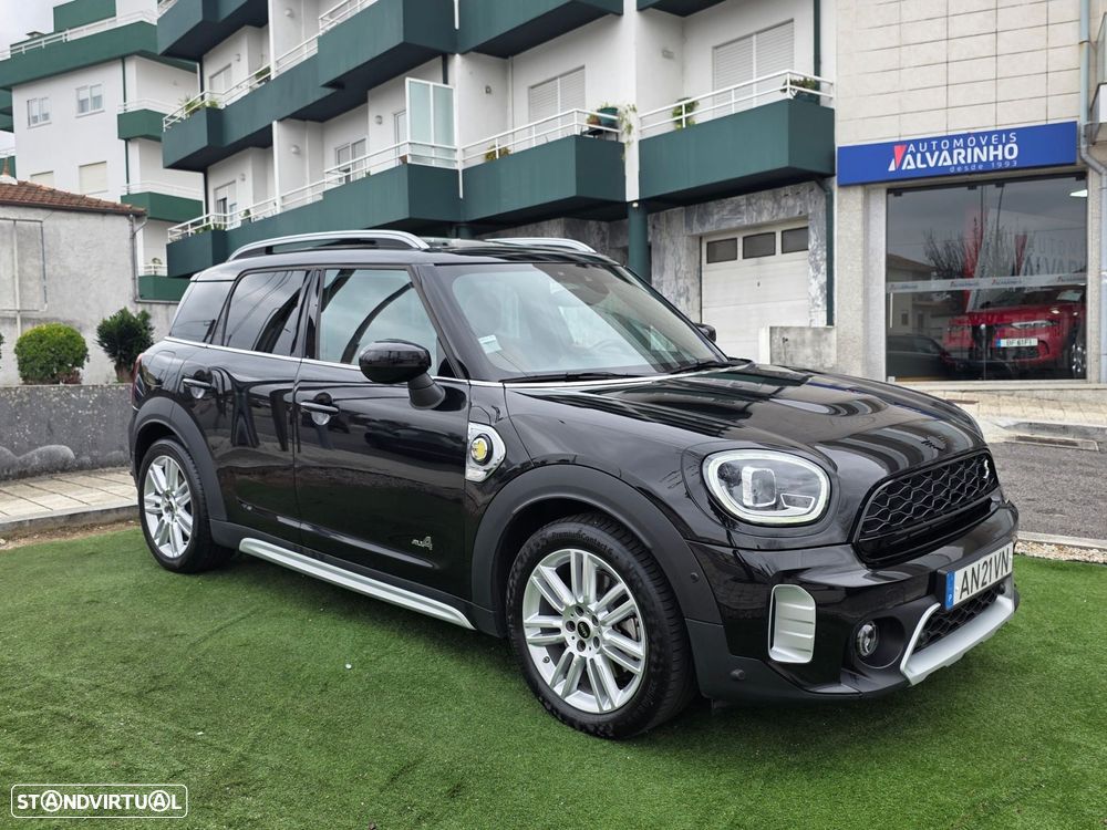 MINI Countryman Cooper SE ALL4 Auto - 1
