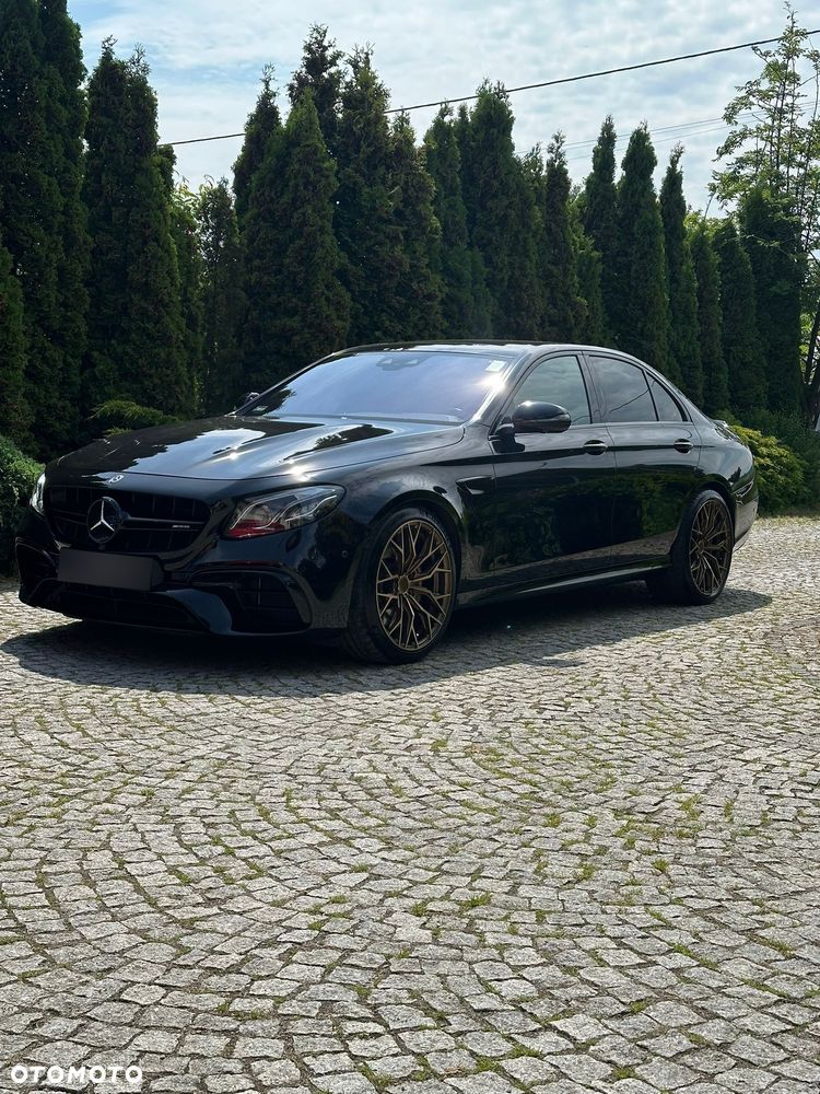 Mercedes-Benz Klasa E AMG 63 4-Matic+ - 3