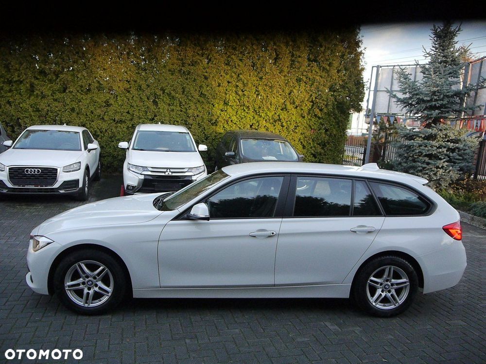 BMW Seria 3 318d Luxury Line - 9