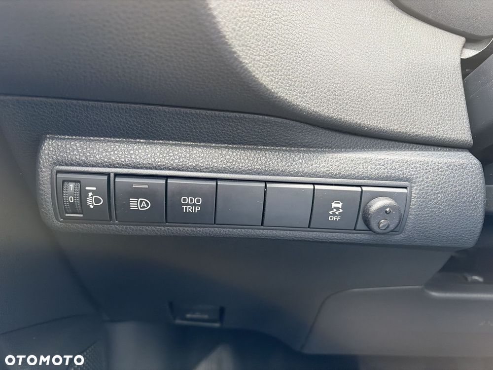 Toyota Corolla 1.8 Hybrid Comfort - 21