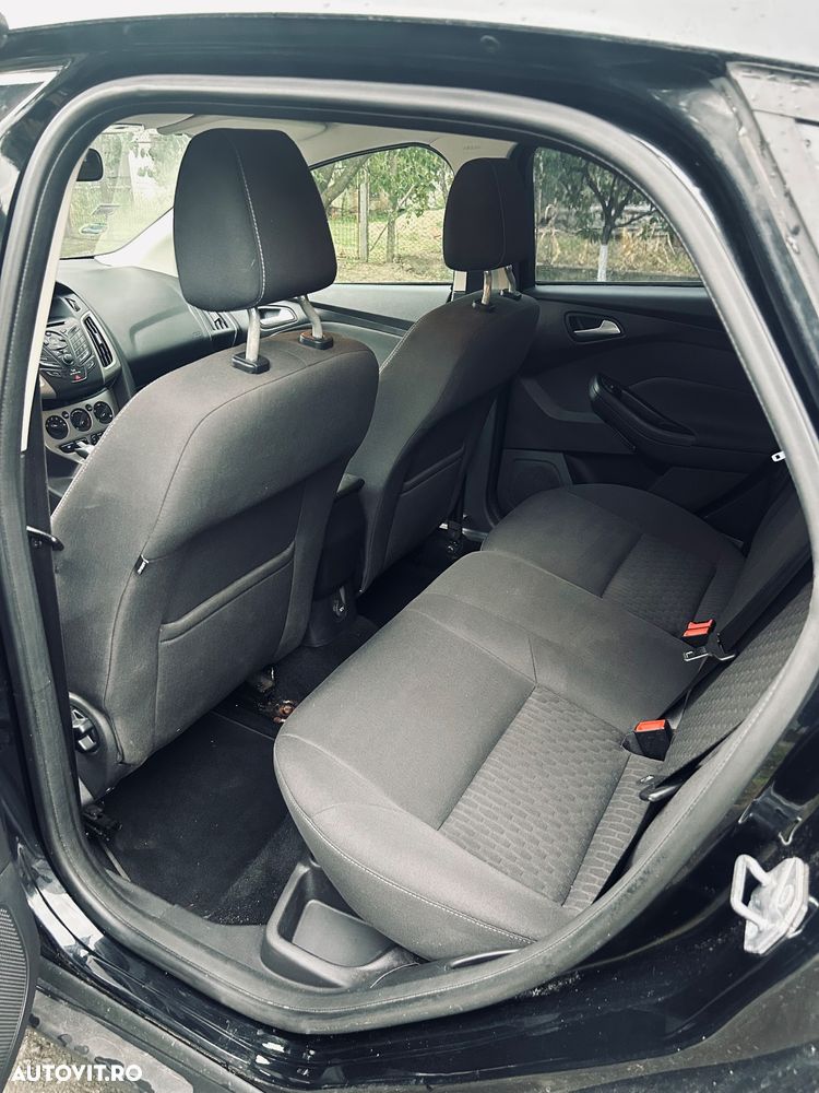 Ford Focus Turnier 1.0 EcoBoost Start-Stopp-System Business Edition - 6