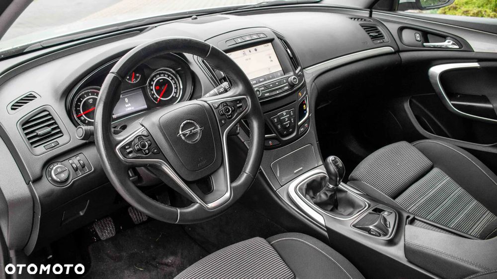 Opel Insignia 1.4 T S&S - 10