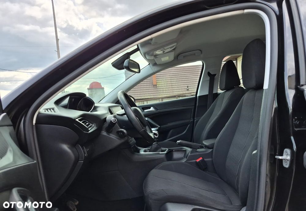 Peugeot 308 e-HDi 115 Stop & Start Active - 11