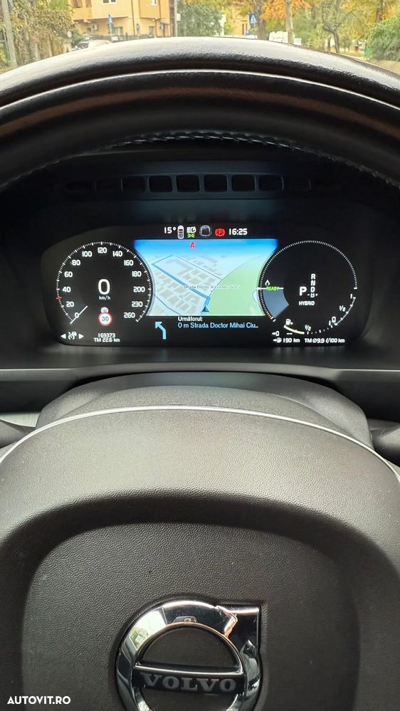 Volvo XC 90 - 3