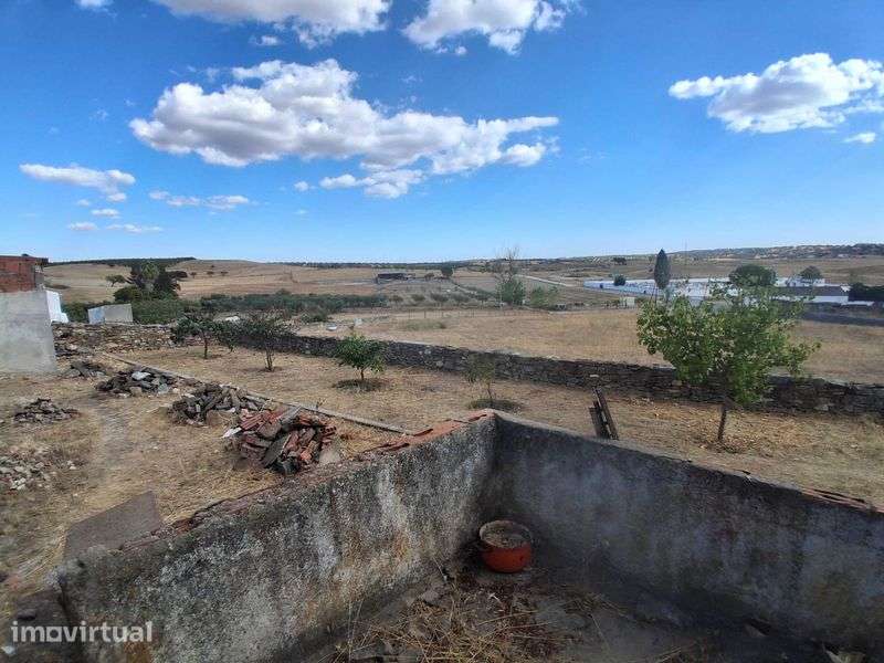 Casa em Vale Vargo para recuperar com quintal. - Grande imagem: 4/6