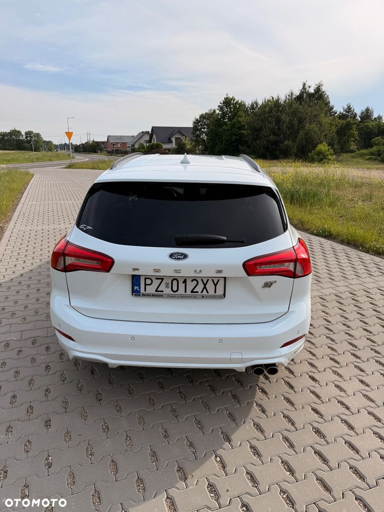 Ford Focus 1.5 EcoBlue STart-Stopp-System ST-LINE - 8