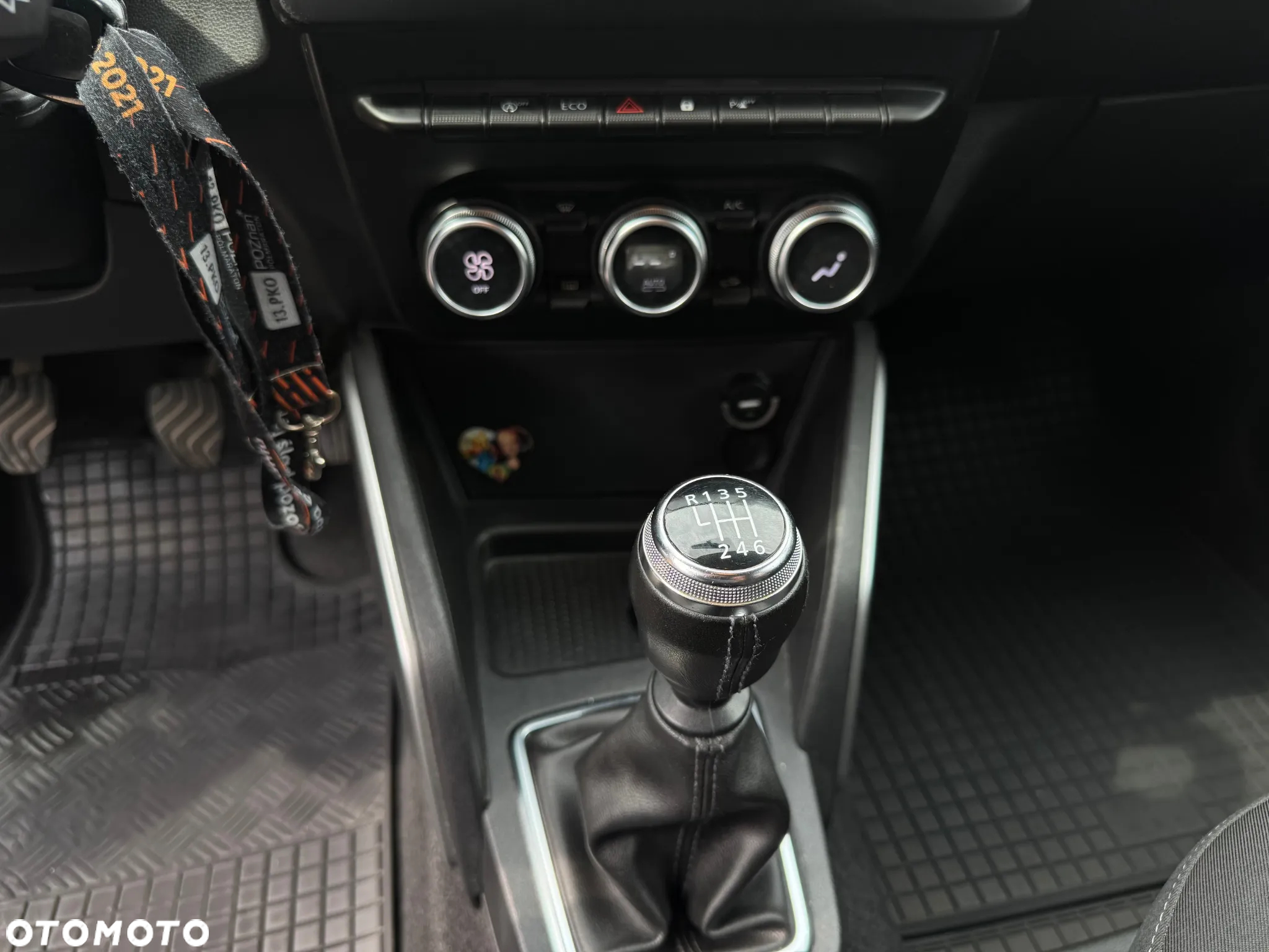 Dacia Duster 1.3 TCe FAP SL Look EU6d - 15